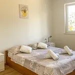 Mare Pola