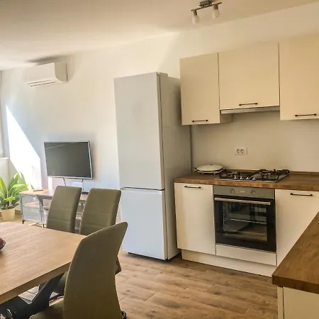 Mare Apartment
