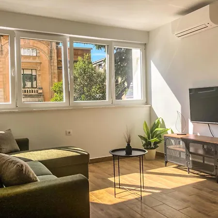 Apartment Mare Pula